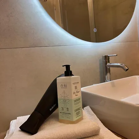 Les Pieds Dans L'eau -